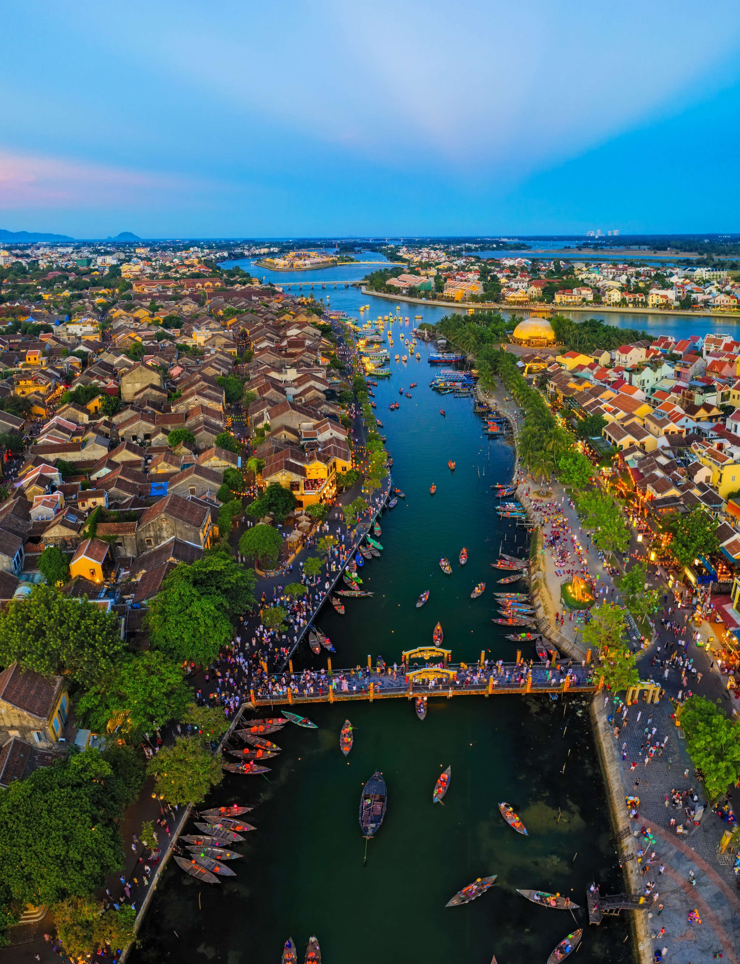 178- Hoàng hôn trên phố cổ – Nguyễn Sanh Quốc Huy