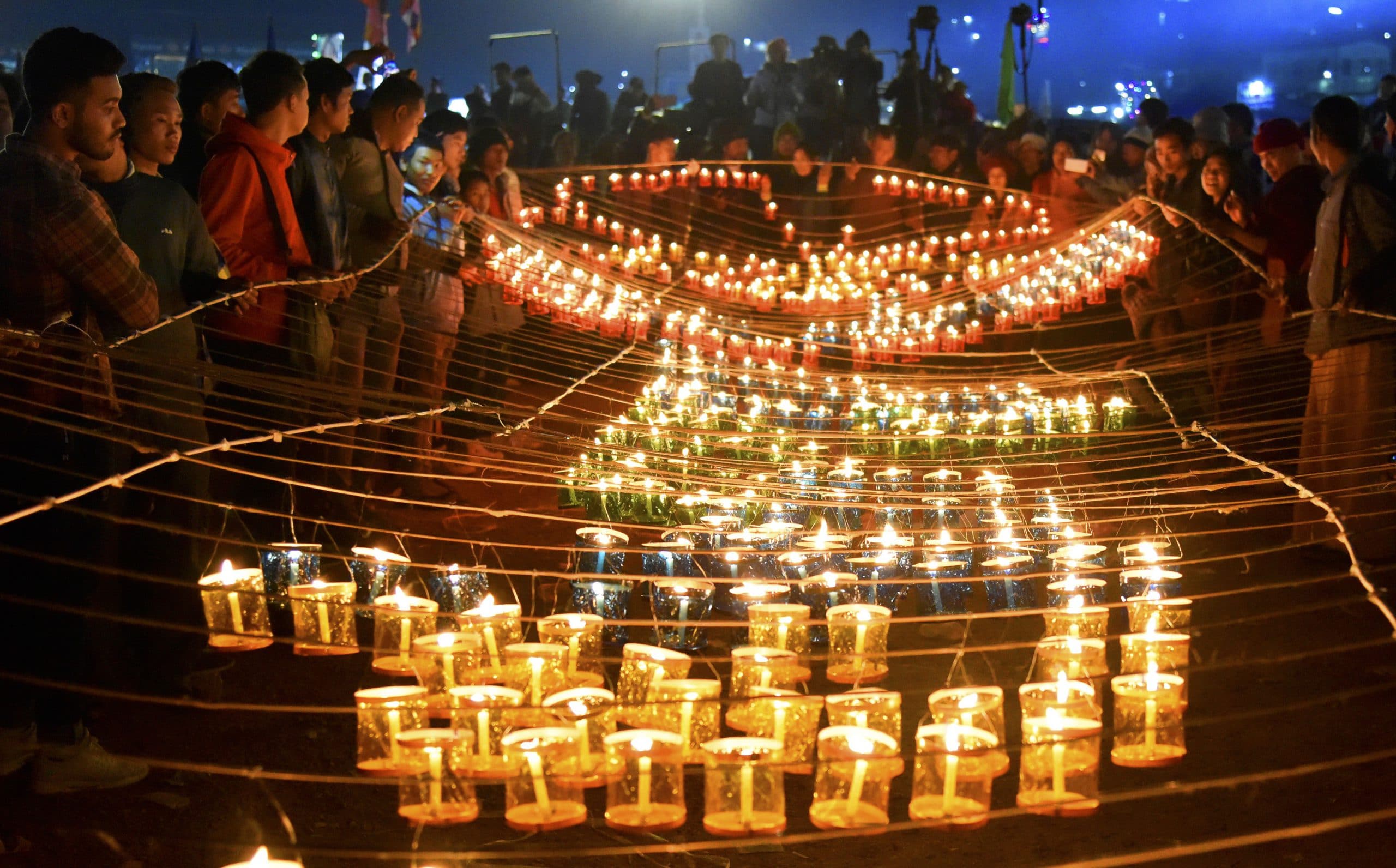 57- Lễ hội kinh khí cầu lửa Taunggyi Myanmar – Trần Tấn Vịnh