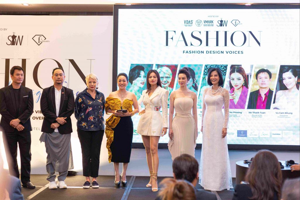 VDAS và các chuyên gia thời trang trình bày tại hội thảo thiết kế năm 2022