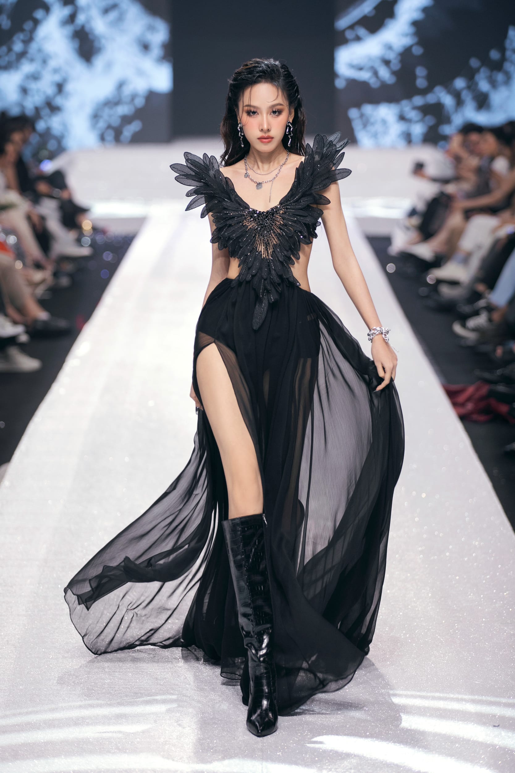 0310VBFF7 FOTO KIENGCAN TEAM