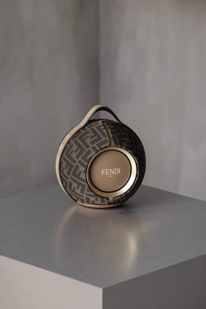 Loa FENDI x DEVIALET Mania với thiết kế họa tiết độc đáo đặt trên bề mặt màu xám