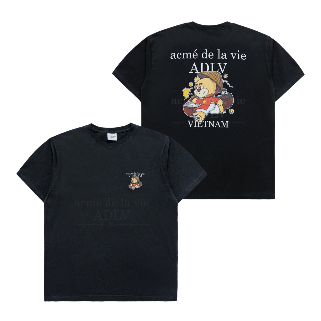 Áo thun đen in hình gấu trúc bán hàng rong và dòng chữ Việt Nam thương hiệu acmé de la vie