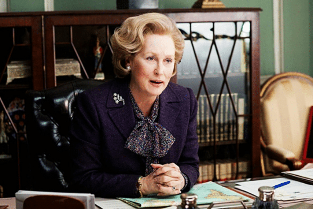 Meryl Streep thủ vai cựu Thủ tướng Anh Margaret Thatcher trong một cảnh phim