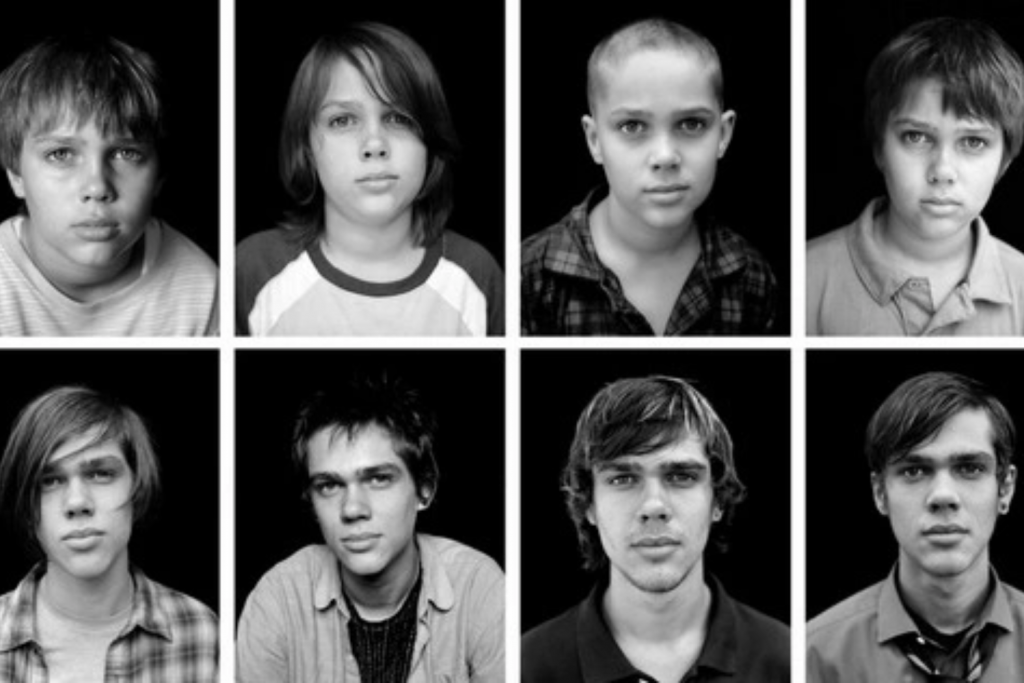 Chân dung các cậu bé qua nhiều năm tháng thể hiện sự trưởng thành